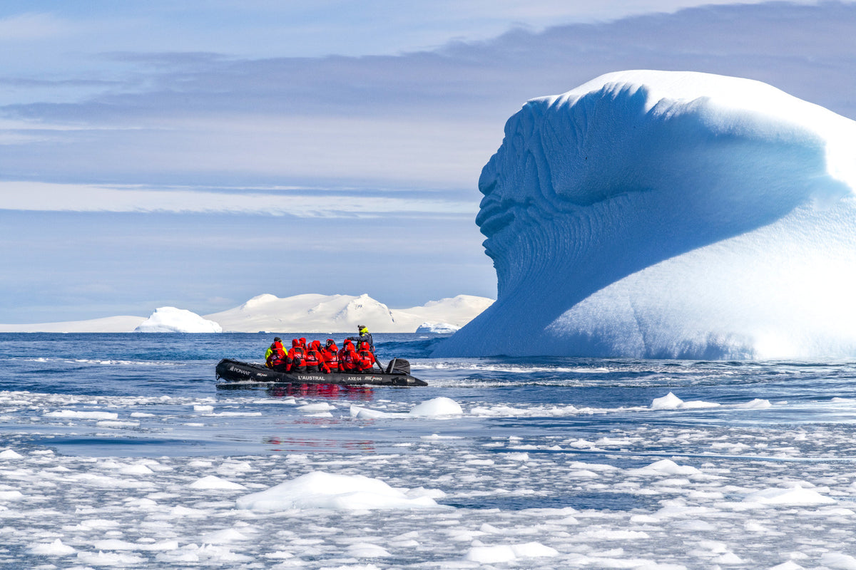 メディア掲載：雑誌「25ans」6月号に南極クルーズのリポートが掲載されました。