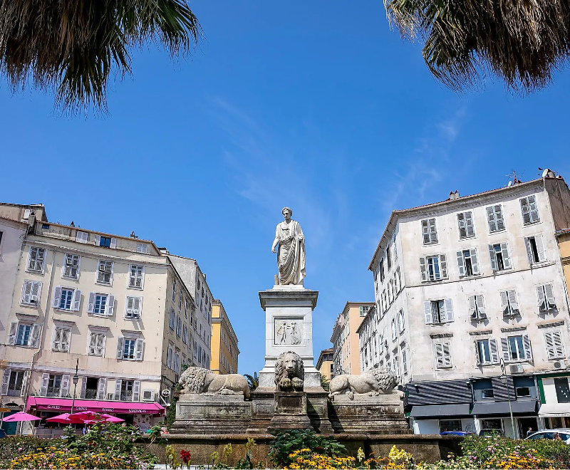 バルセロナ発着| 西地中海クルーズ 8日間