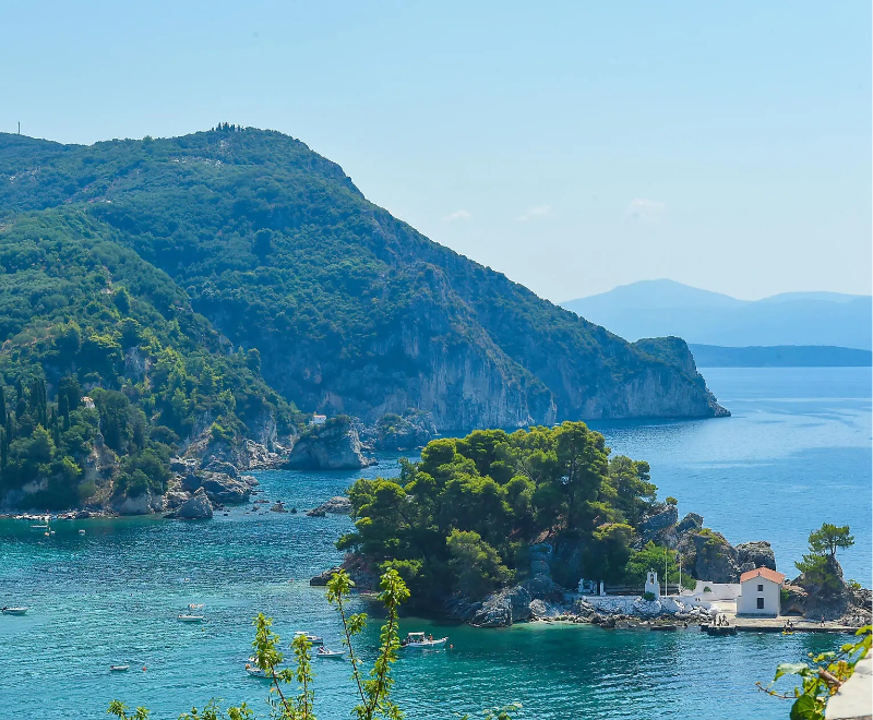 バレッタ発/アテネ着｜イタリア・ギリシャの島々と地中海の古代遺産　9日間