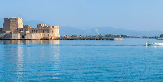 アテネ発/パレルモ着｜ギリシャの島々とイタリアの至宝を訪ねて 12日間