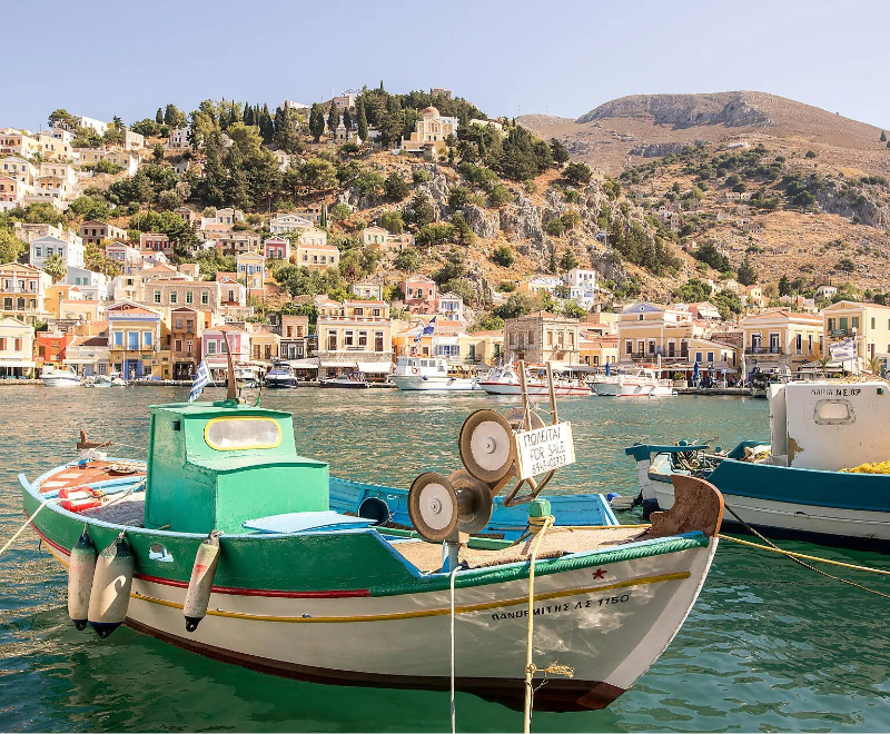 アテネ発/パレルモ着｜ギリシャの島々とイタリアの至宝を訪ねて 12日間