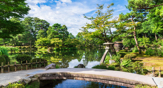 【日本語スタッフ乗船】船で巡る日本ならではの美しき文化・自然